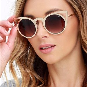 Quay ✨ Gold Invade Cateye sunglasses